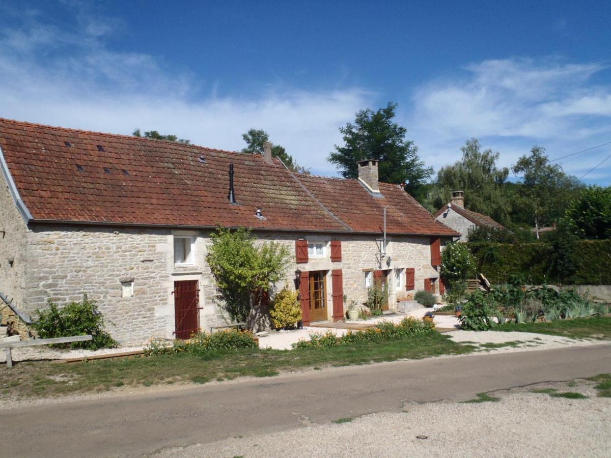 Вілла Fleurey La Cabotaine Mont-Saint-Jean  Екстер'єр фото